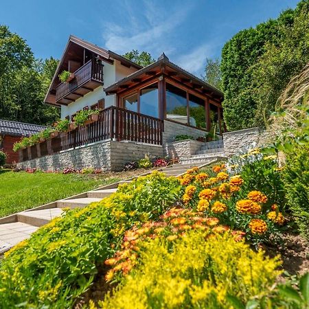 Holiday Home Mare Near River Karlovac Exteriér fotografie